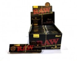 RAW CLASSIC BLACK CONNOISSEUR KING SIZE SLIM ROLLING PAPERS WITH TIPS 32 PAPERS + 32 TIPS
